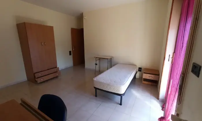 Rexer-Fisciano-FITTASI-CAMERA-A-FISCIANO-UNIVERSITA-DI-SALERNO-CAMERA-DA-LETTO