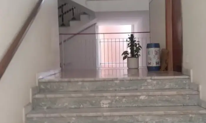 Rexer-Pavia-Con-tre-ampie-stanze-contratto-studenti-ALTRO