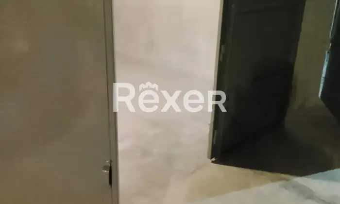 Rexer-Ferentino-box-locale-deposito-Bagno