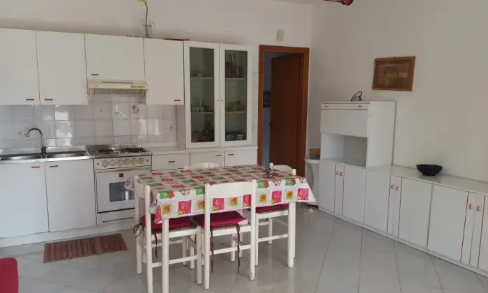 Rexer-Mascali-Appartamento-completamente-arredato-molto-elegante-immerso-nel-verde-a-pochi-km-dallaeroporto-di-Catania-e-da-taormina-SALONE
