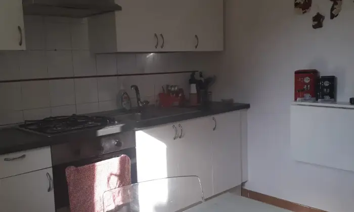 Rexer-Napoli-AMPIO-BILOCALE-CUCINA