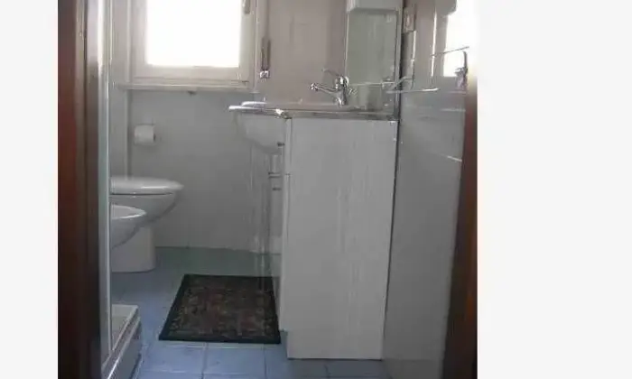 Rexer-Borghetto-Santo-Spirito-Attico-in-affitto-per-vacanze-BAGNO