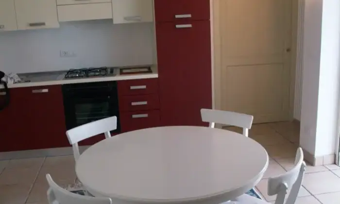 Rexer-Miggiano-A-Miggiano-LE-si-affitta-bilocale-indipendente-di-circa-mq-posto-al-primo-piano-CUCINA