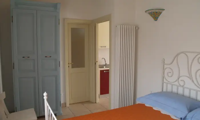 Rexer-Miggiano-A-Miggiano-LE-si-affitta-bilocale-indipendente-di-circa-mq-posto-al-primo-piano-CAMERA-DA-LETTO