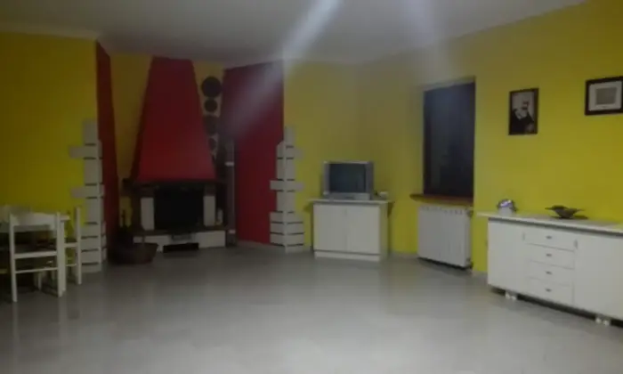 Rexer-Cave-Casa-indipendente-in-vendita-in-via-gaetano-mattei-SALONE