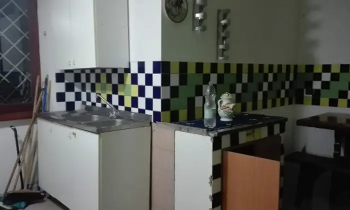 Rexer-Cave-Casa-indipendente-in-vendita-in-via-gaetano-mattei-CUCINA