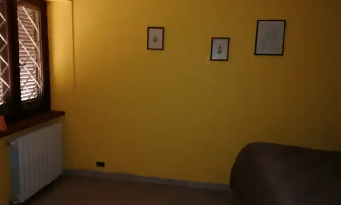 Rexer-Cave-Casa-indipendente-in-vendita-in-via-gaetano-mattei-CAMERA-DA-LETTO
