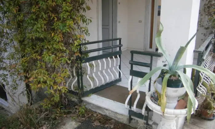 Rexer-San-Mango-sul-Calore-Grazioso-appartamento-in-villa-bifamiliare-TERRAZZO