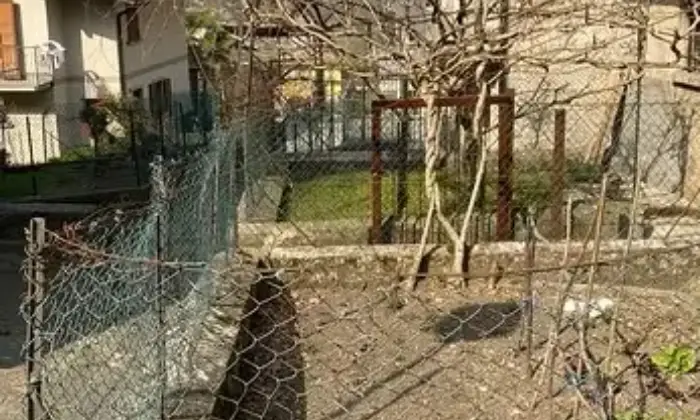 Rexer-Zogno-Vendesi-fabbricato-residenziale