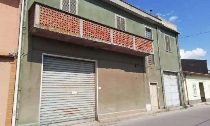 Rexer-Abbasanta-Casa-indipendente-in-pieno-centro-ALTRO