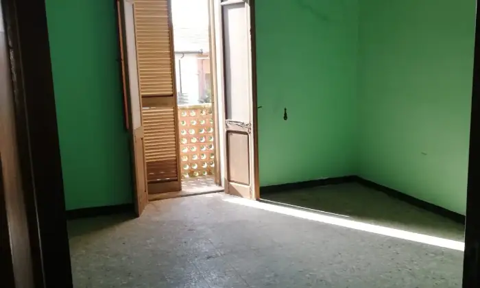 Rexer-Abbasanta-Casa-indipendente-in-pieno-centro