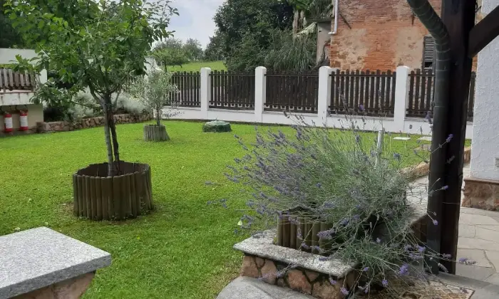 Rexer-Valperga-Villa-in-vendita-Valperga-GIARDINO