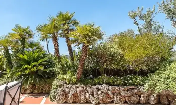 Rexer-Reggio-Calabria-Vendesi-Attico-panoramico-a-Reggio-Calabria-RC-Giardino