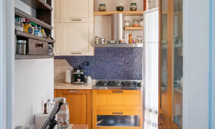 Rexer-Quercianella-Villa-ben-tenuta-con-ampio-giardino-a-Quercianella-CUCINA