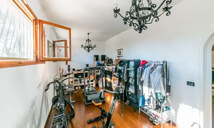 Rexer-Quercianella-Villa-ben-tenuta-con-ampio-giardino-a-Quercianella-ALTRO