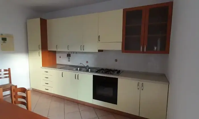 Rexer-Agrigento-Appartamento-comodo-e-luminoso-piano-terra-in-vendita-a-Agrigento-di-fronte-al-Polo-Universitario-CUCINA