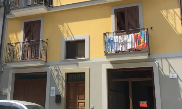 Rexer-CastellUmberto-Vendesi-palazzina-centro-storico-CastellUmberto-ME-Altro