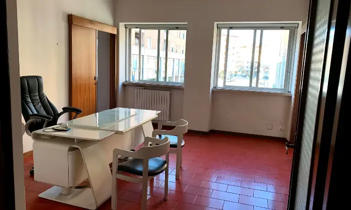 Rexer-Latina-Ampio-ufficio-in-centro-a-Latina-ALTRO