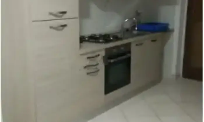 Rexer-Fondi-Monolocale-in-vendita-in-via-Friuli-Venezia-Giulia-a-Fondi-Cucina