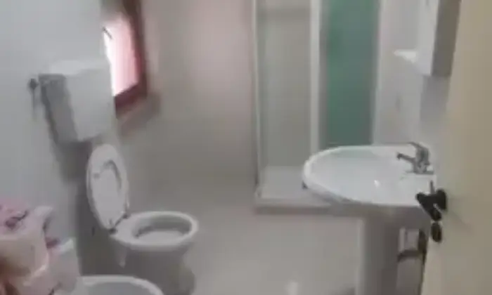 Rexer-Frosinone-Vendesi-appartamento-ristrutturato-a-FROSINONE-FR-Bagno