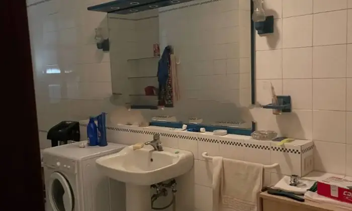 Rexer-Monteforte-Irpino-Vendesi-appartamento-via-Molinelle-Monteforte-Irpino-Bagno
