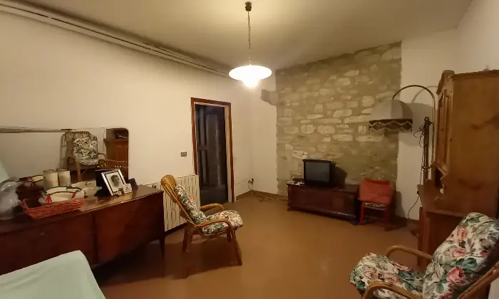 Rexer-Cagli-SCONTO-SOLO-SU-INTERA-PROPRIETA-Tre-fabbricati-con-parco-Altro