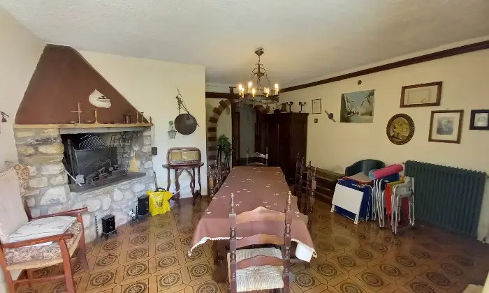 Rexer-Cagli-SCONTO-SOLO-SU-INTERA-PROPRIETA-Tre-fabbricati-con-parco-Altro