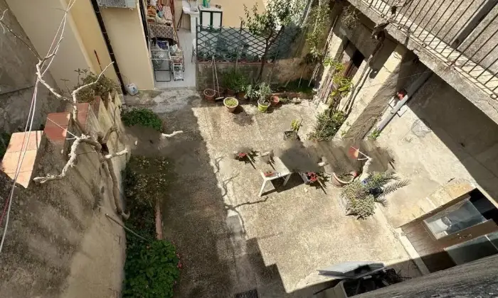 Rexer-Chiaramonte-Gulfi-Vendesi-Appartamento-via-Guglielmo-Marconi-Centro-Chiaramonte-Gulfi-Terrazzo