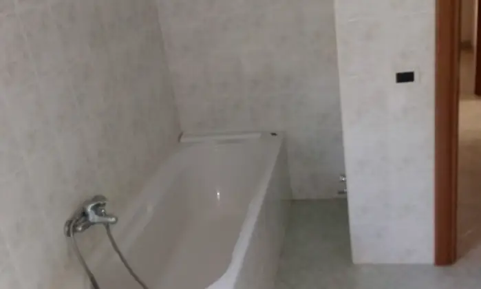 Rexer-Settingiano-Trilocale-nuovo-a-Settingiano-Bagno