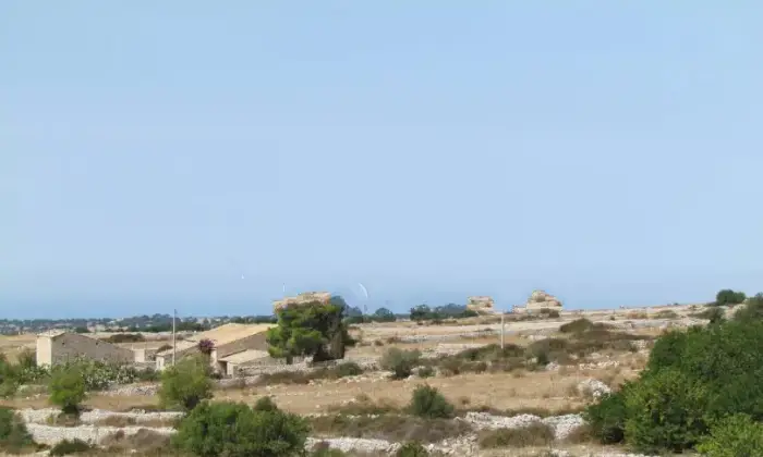 Rexer-Ragusa-Splendida-masseria-tradizionale-in-vendita-a-Ragusa-RG-Giardino