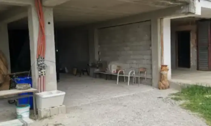 Rexer-Palomonte-Appartamento-in-vendita-a-Palomonte-Garage