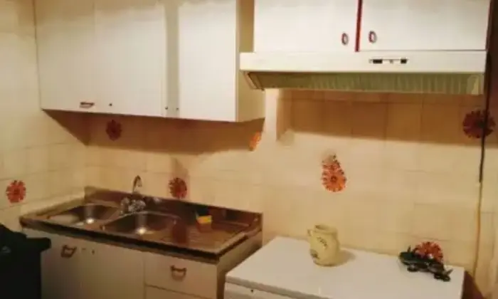 Rexer-Cagli-Vendesi-appartamento-in-via-Gaetano-Lapis-Cagli-Cucina