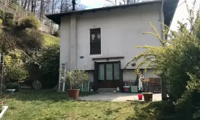 Rexer-Camandona-Casa-Indipendente-con-BB-Giardino