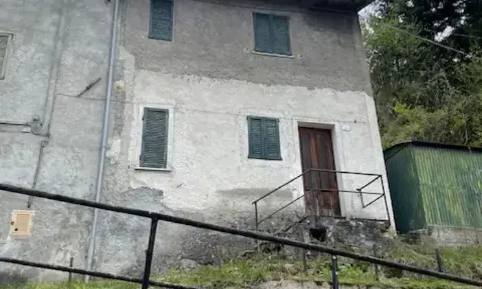 Rexer-Ventasso-Rustico-Casale-in-Via-del-Castagnolone-Ventasso-Giardino