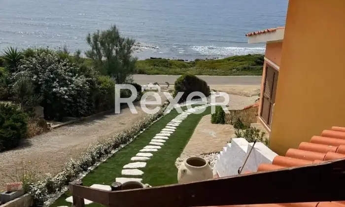 Rexer-Arbus-Villa-a-schiera-fronte-mare-in-vendita-ad-Arbus-Altro
