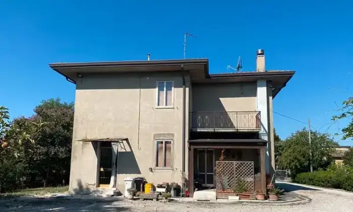 Rexer-Ariano-nel-Polesine-Casa-singola-su-due-piani-a-ARIANO-NEL-POLESINE-RO-Terrazzo