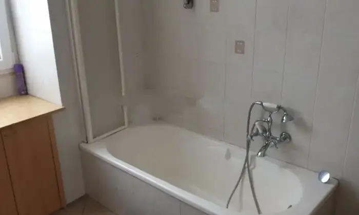 Rexer-Ragusa-Vendesi-appartamento-via-Santissimo-Salvatore-Centro-Ragusa-Bagno