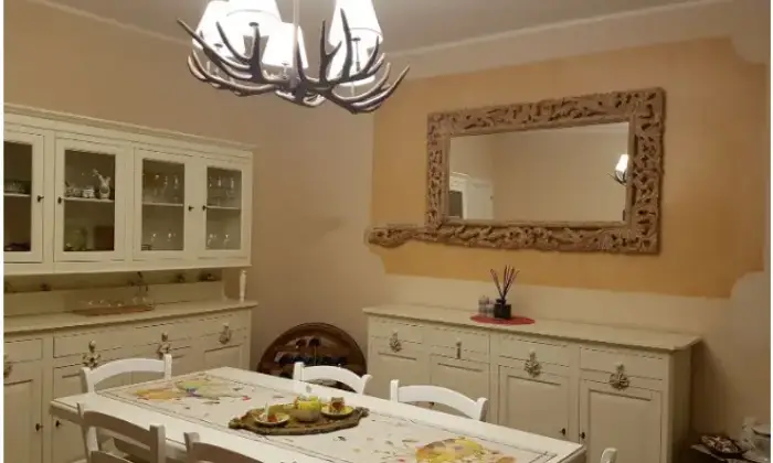 Rexer-Perito-Appartamento-in-vendita-in-via-dei-Greci-Cucina