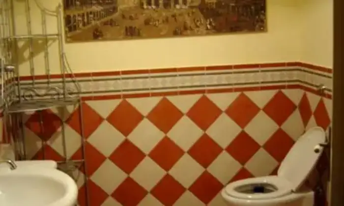 Rexer-Introdacqua-CasaleVilla-stile-liberty-in-Sulmona-Bagno