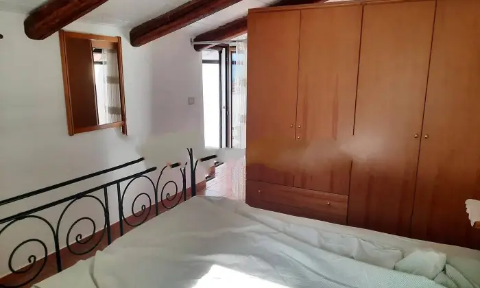 Rexer-Cosentini-Vendesi-casa-con-terreno-in-via-Carretiello-Roccadaspide-Altro