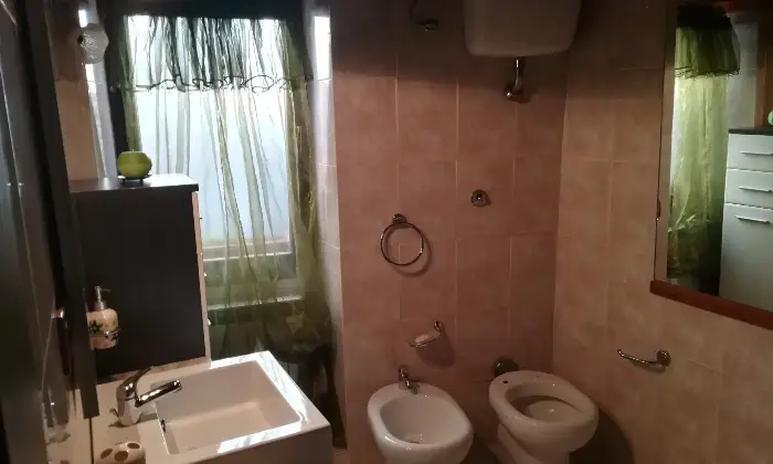 Rexer-Fermo-Casa-con-ingresso-indipendente-in-Via-delle-Scalette-Fermo-Bagno