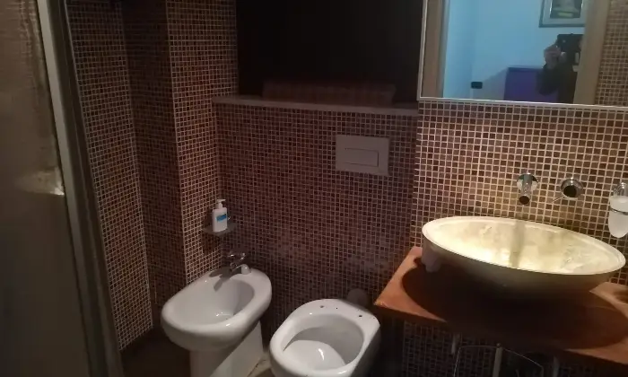 Rexer-Fermo-Casa-con-ingresso-indipendente-in-Via-delle-Scalette-Fermo-Bagno