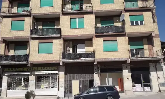 Rexer-Atina-Locale-commerciale-in-vendita-in-via-Ferentino-ad-Atina-Garage