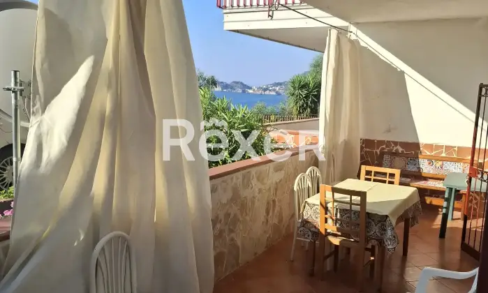 Rexer-Letojanni-Bilocale-fronte-e-vista-mare-a-Letojanni-Altro
