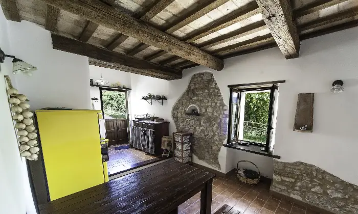 Rexer-cingoli-Casa-di-campagna-vicino-Cingoli-Cucina