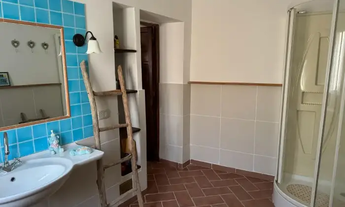 Rexer-cingoli-Casa-di-campagna-vicino-Cingoli-Bagno