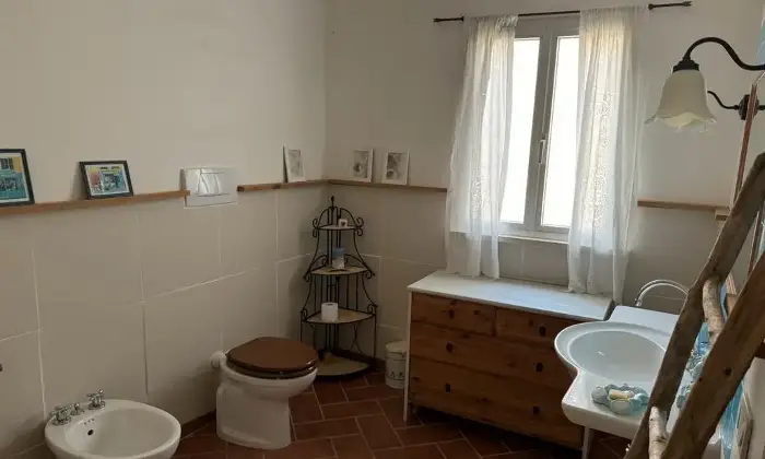 Rexer-cingoli-Casa-di-campagna-vicino-Cingoli-Bagno