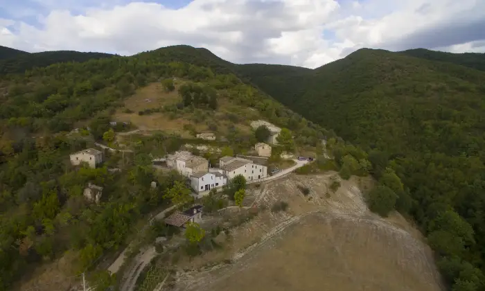 Rexer-cingoli-Casa-di-campagna-vicino-Cingoli-Altro
