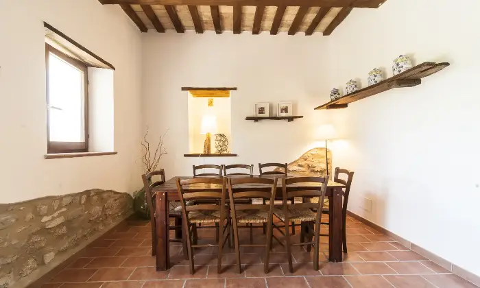 Rexer-cingoli-Casa-di-campagna-vicino-Cingoli-Salone