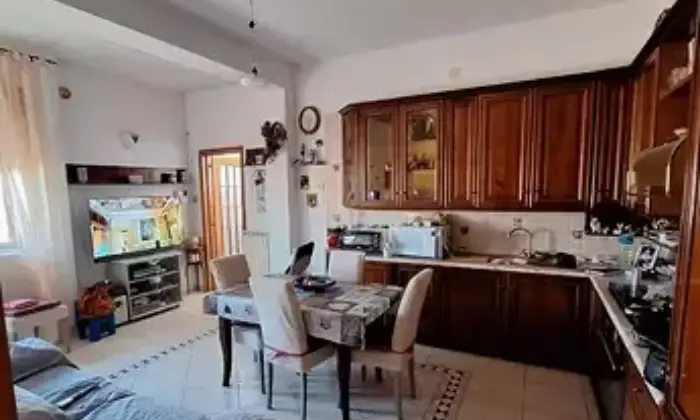 Rexer-Noto-Vendesi-appartamento-a-NOTO-SR-Cucina